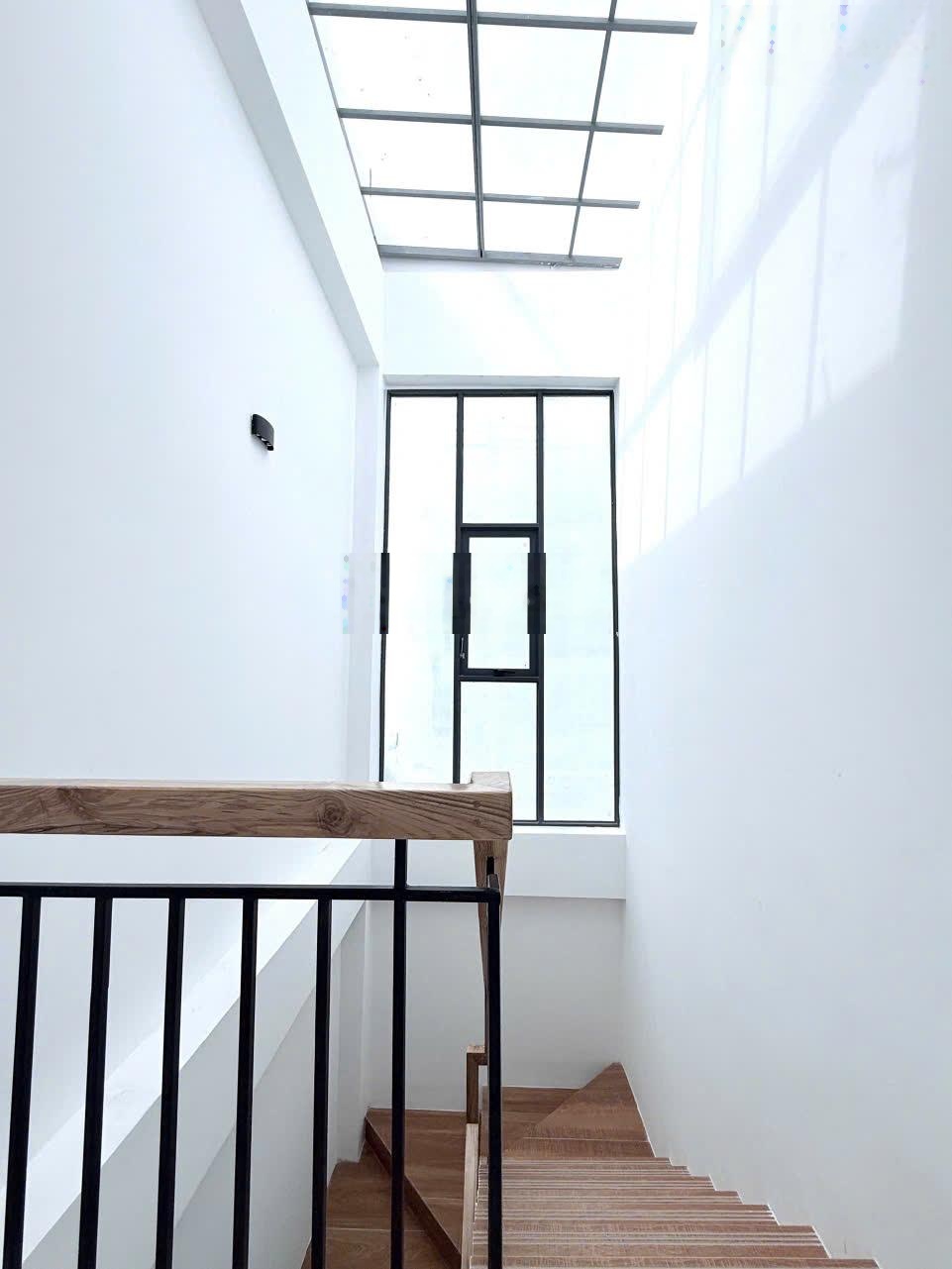 Chủ nhà ngộp! giảm 550 triệu - lạc long quân (5x13)m | nhà mới vào ở liền