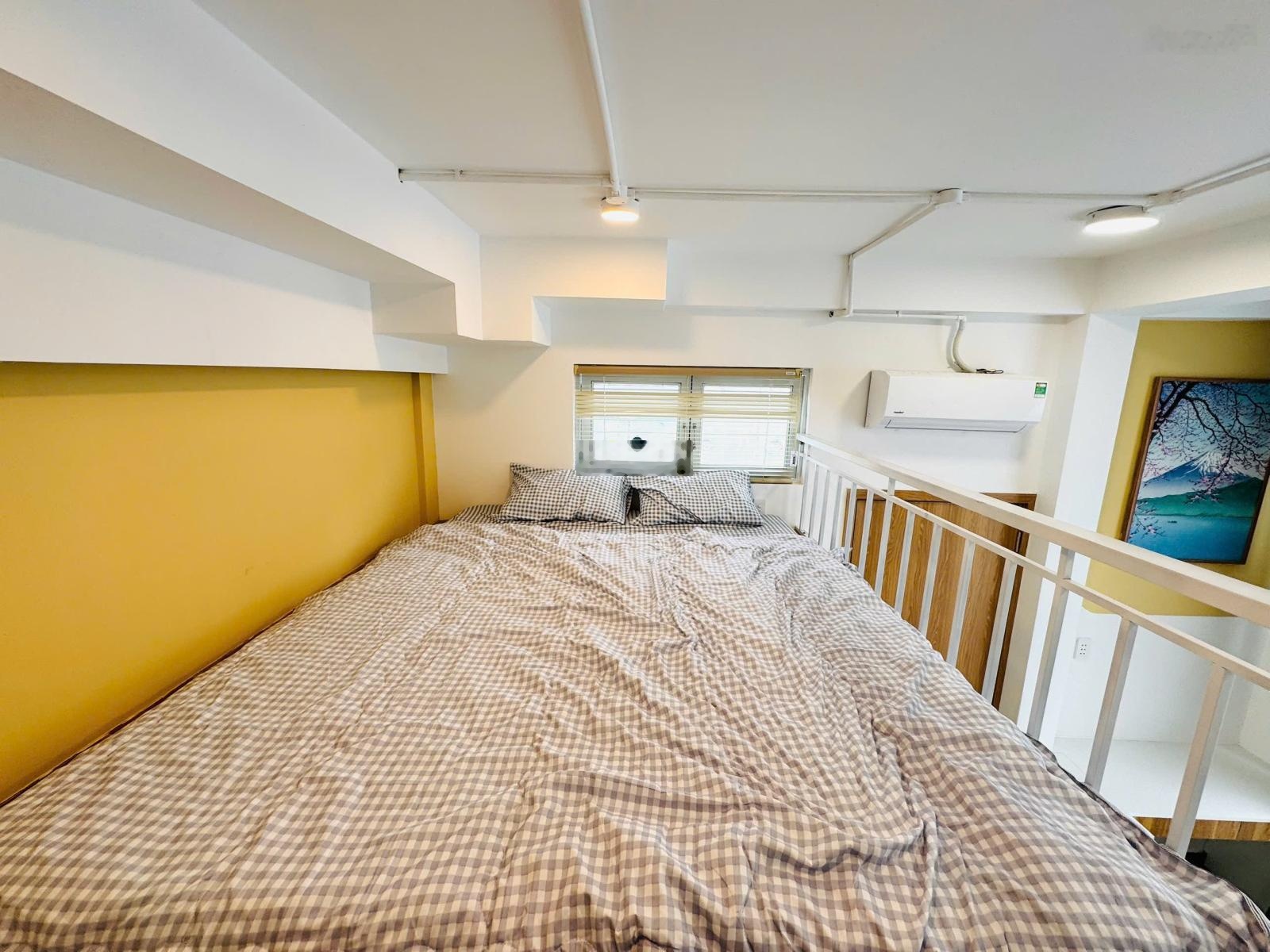 Cho thuê phòng mới 100% - Full nội thất - Ban công thoáng nằm ngay trung tâm gần trường ĐH lớn