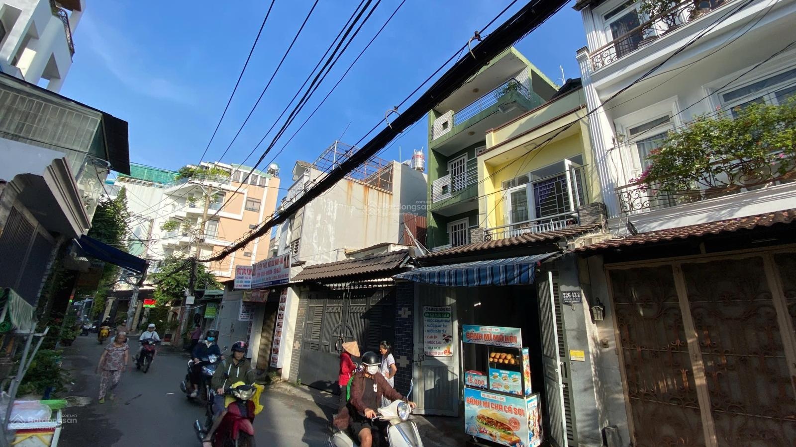 Nhà mặt tiền kinh doanh buôn bán. Hẻm xe tải Nguyễn Văn Lượng, P17 gần chợ, giá 12,5 tỷ