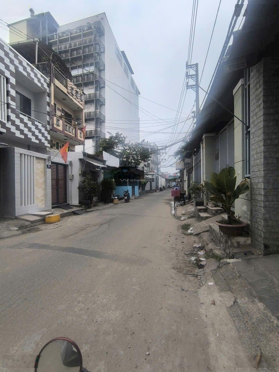 Bán nhà mặt tiền đường Nghiêm Toản - Lũy Bán Bích. DT 3.9m x 13.5m