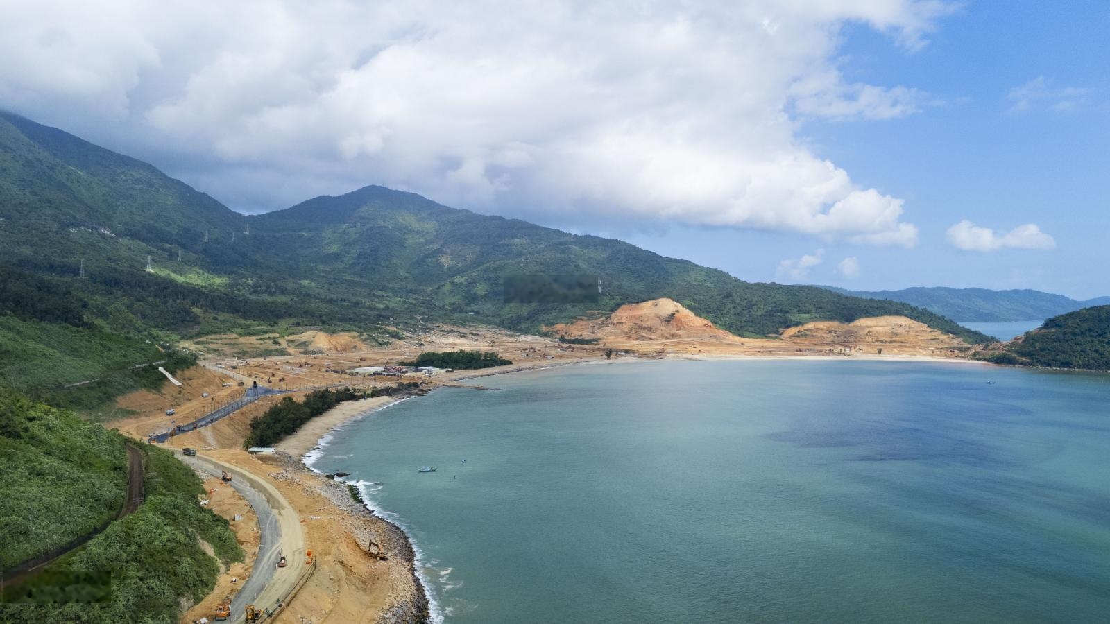 Hỗ trợ xuyên tết quý khách đi tham quan dự án Vin Liên Chiểu - Đà Nẵng. LH: 0818821212