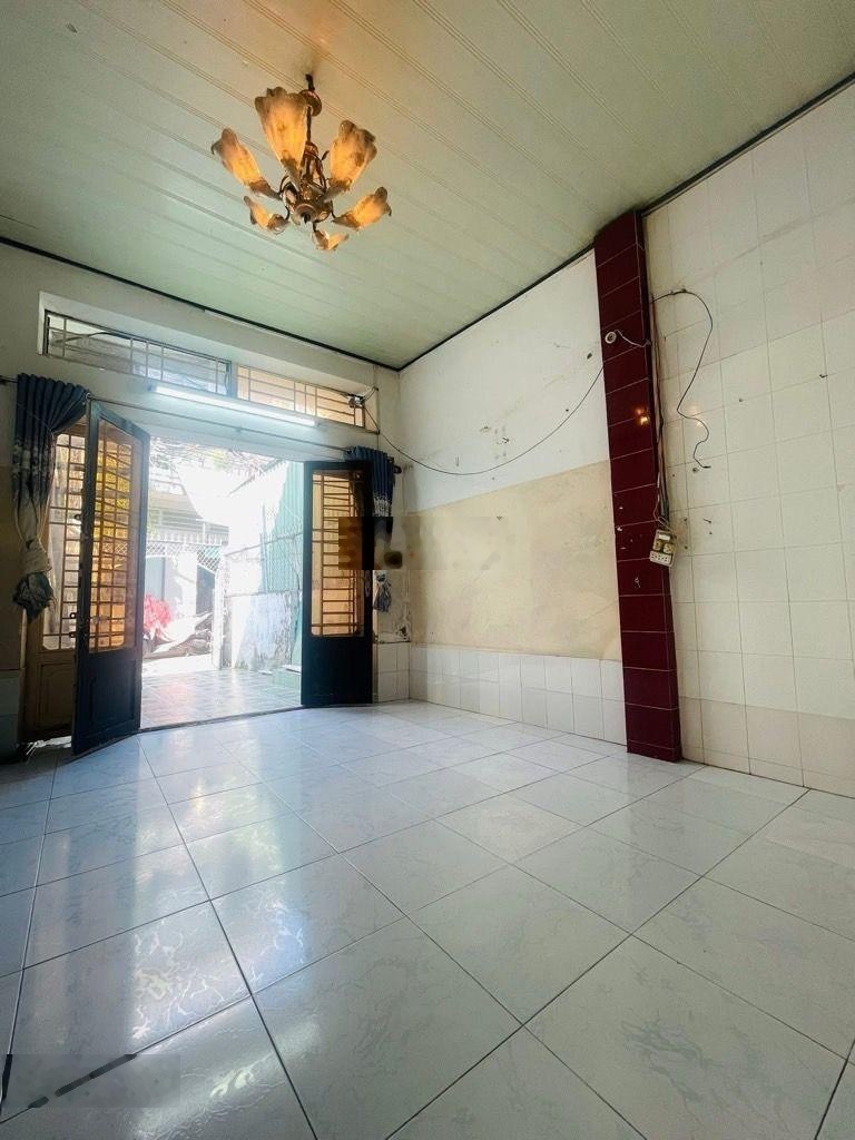 Phù hợp làm CHDV - Nhà 4PN Nguyễn Hữu Cảnh P22 - DT 62m2 - Hẻm xe tải - Chỉ 5.88 tỷ còn TL