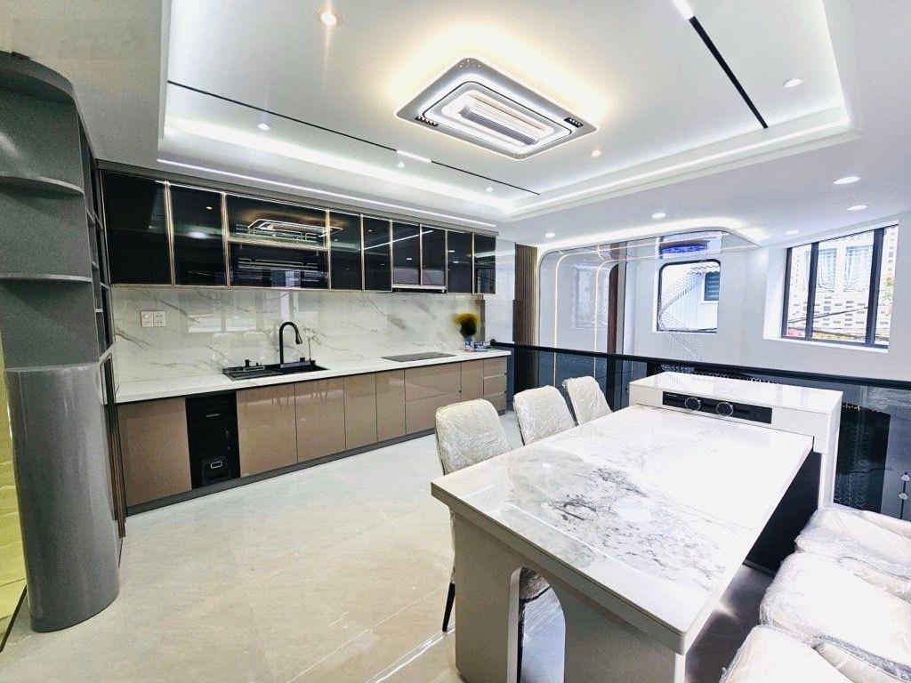 Siêu phẩm 5 tầng - lô góc, hẻm xe tải - Lê Văn Thọ, Phường 8 - 5x11 - 13,9 tỷ