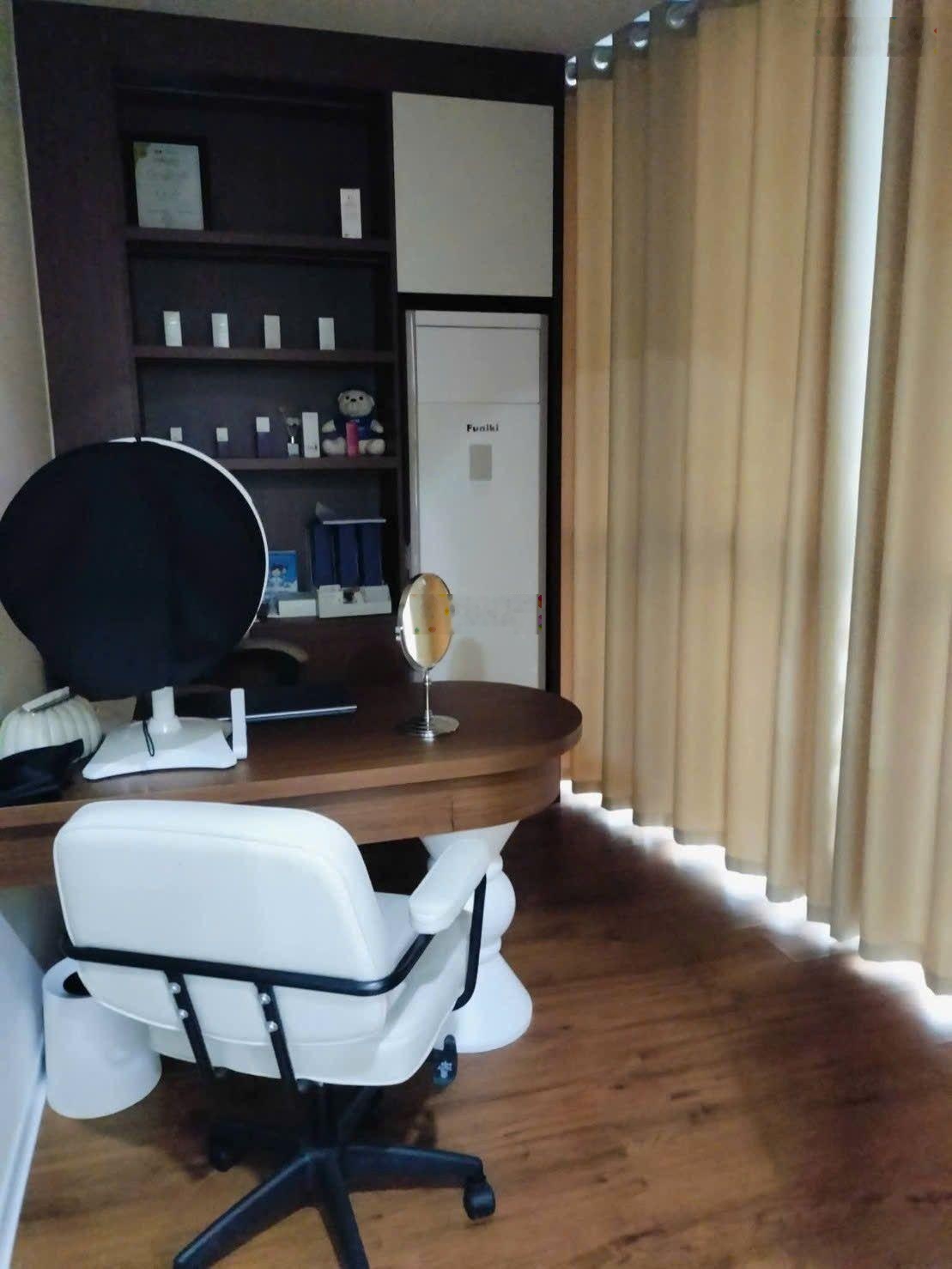 Bán mặt phố Yên Lãng, Đống Đa. DT 60m2 10T mặt tiền 8m giá: 62.8 tỷ. LH 0383426696 Thu phương