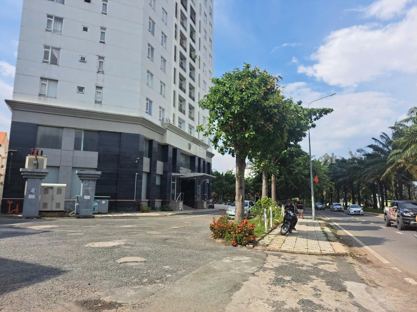 Cần cho thuê căn hộ chung cư Hồng Lĩnh 75 m2, giá 10 triệu/tháng. Ms Viêm 0938971212