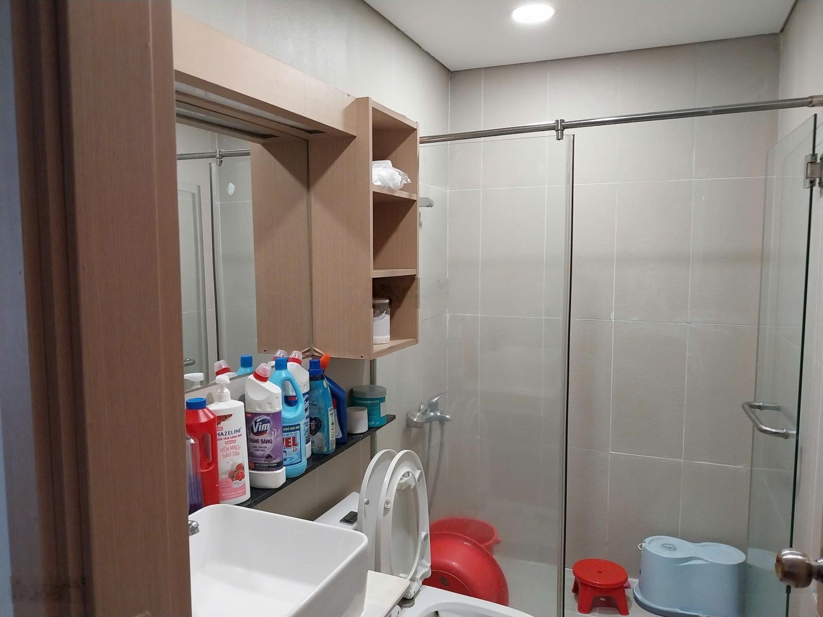 Cho thuê căn góc 2pn2wc 79m2 full nội thất tại Eastern, Liên Phường, phường Phú Hữu, Q9, giá 8tr