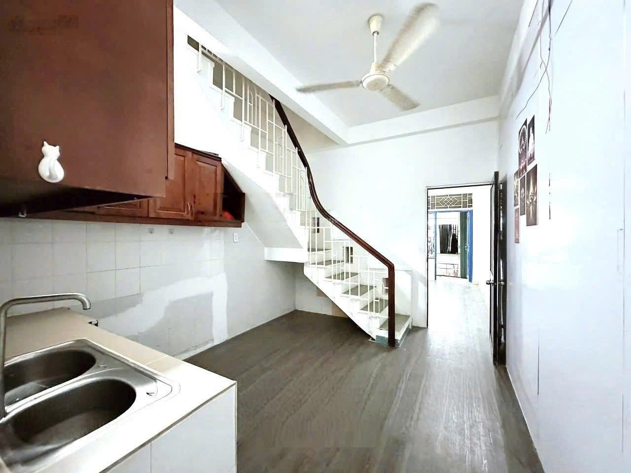 Chính chủ cho thuê mặt bằng kinh doanh đường Ngô Bệ, P13, Tân Bình, Tp.HCM