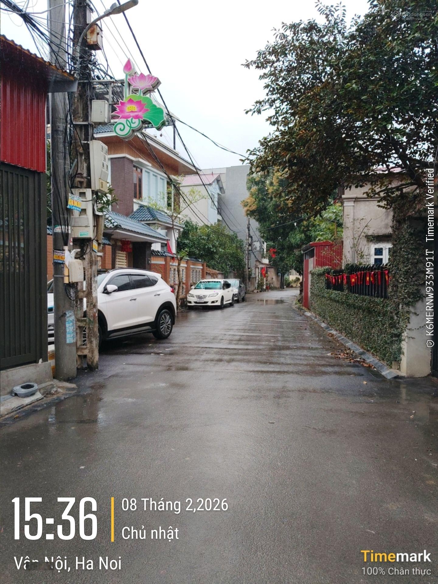 Bán nhà trung tâm vân trì - khu vực dân nội đô sang nhiều - tiện ích xung quanh đầy đủ.