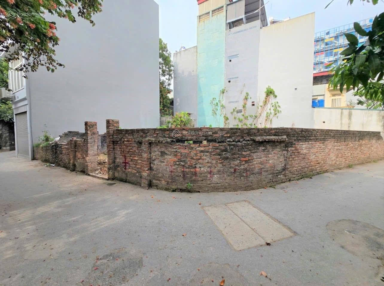 Mảnh Đất Vip Phú Thượng , Lô Góc : 110m2 , MT 7m 7m , 2 mặt thoáng , ngõ thông ô tô tránh - 28,5 tỷ