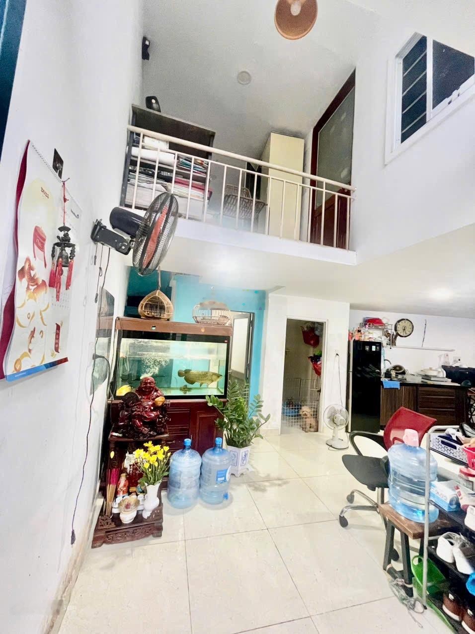 Chính chủ bán nhà Nguyễn Thái Sơn,f5, ngay ĐHVLang, dt 90m2, giá 4.8tỷ