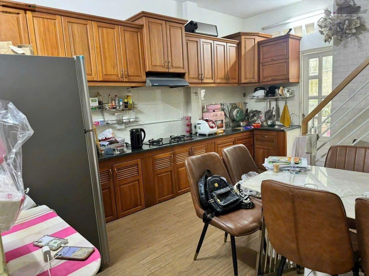 Chủ cần bán nhà Phước Bình Quận 9 cũ. Vị trí đẹp kinh doanh + mở VP ok