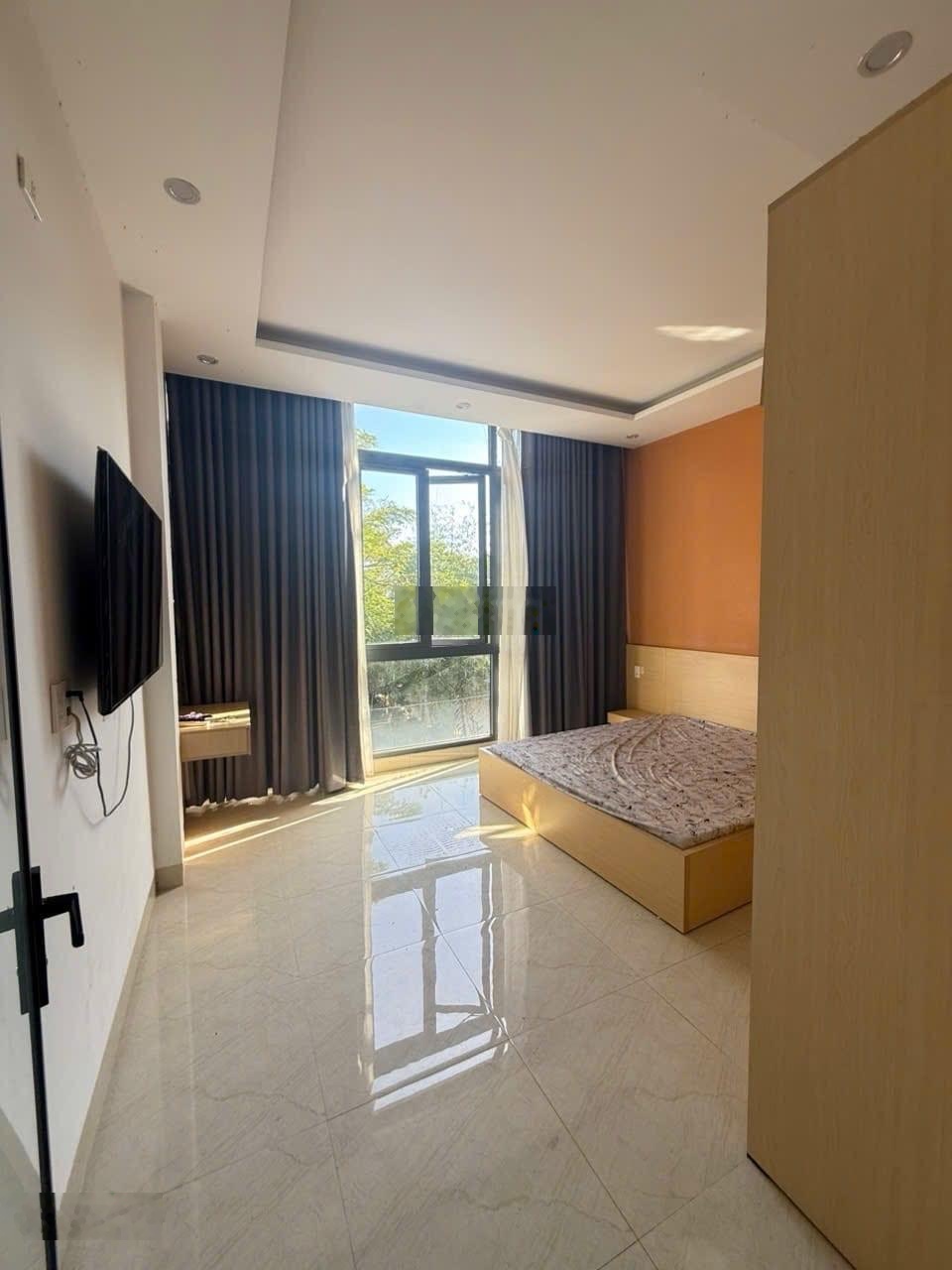 Nhà biệt thự mini 3 tầng lô góc 2 mặt tiền trương chí cương, hòa cường hải châu vừa ở kinh doanh