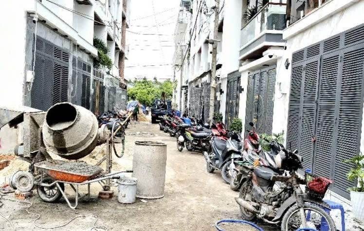 Bán nhà nát cấp 4 đường TX25, phường Thạnh Xuân Q12, khu Phân Lô dt 52,1m²(4x13). Hẻm 5m