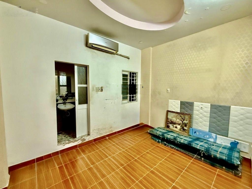 Nhỉnh 6t - nhà 4 tầng btct 48m2 - hẻm xe hơi ngay chợ hạnh thông tây