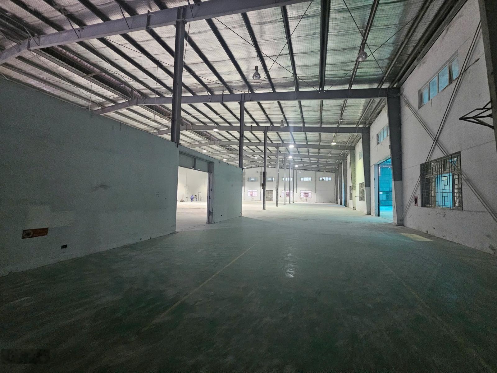 Cho thuê gấp kho tại KCN Ngọc Hồi, Thanh Trì giá chỉ 150k/m2, 600m2 và 2000m2, có pccc