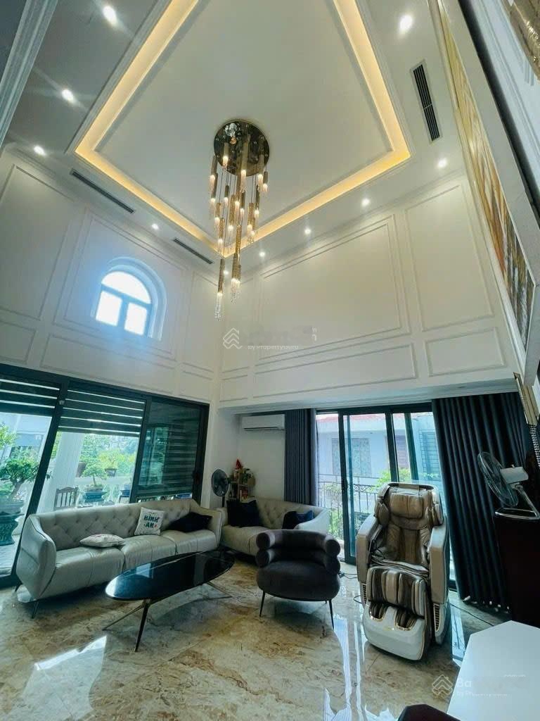 Biệt thự văn quán - hà đông - hà nội - lô góc - vỉa hè - ô tô - thang máy - nội thất nhập khẩu