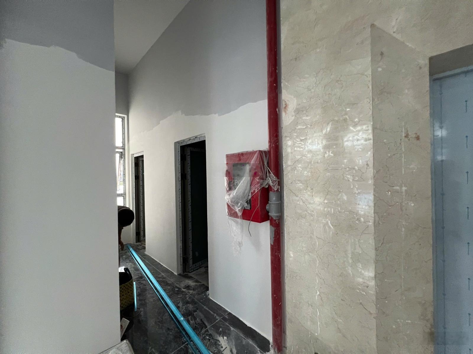 Góc 2MT Dương Quảng Hàm ngang 12m hầm 7 tầng thang máy