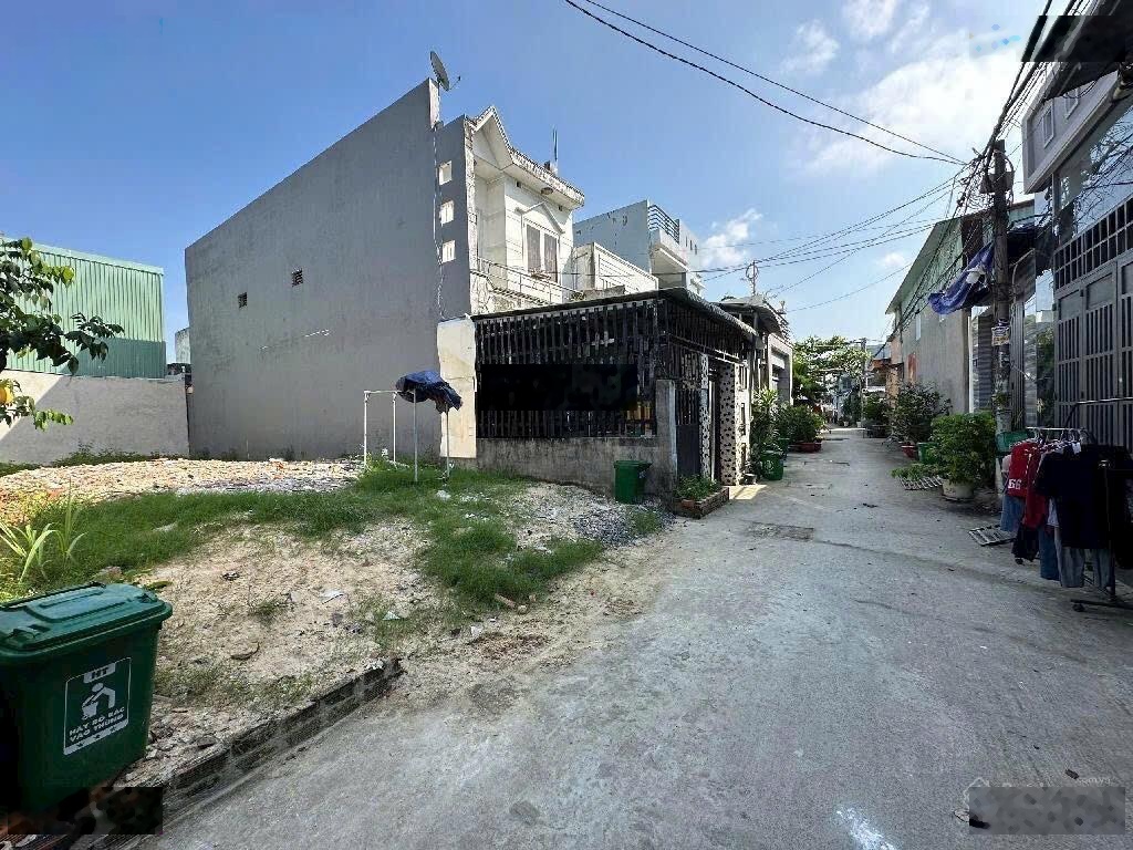 Đất 1/ Ngay chợ Đường-6x20 120m2(đất ở) Chỉ 3tỷ89 TL