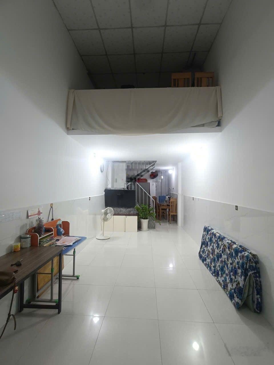 Nhà cấp 4 gần khu hành chính, phường Dĩ An, TP Dĩ An.