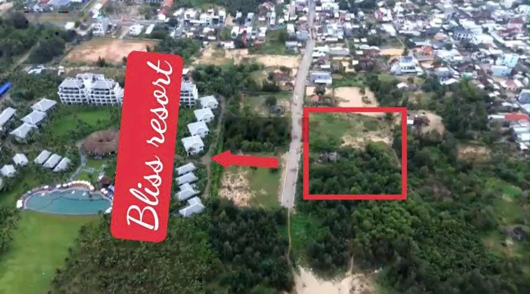 Bán siêu phẩm mặt biển đà nẵng diện tích khủng , cách biển 5 bước chân , giá tốt trước Tết