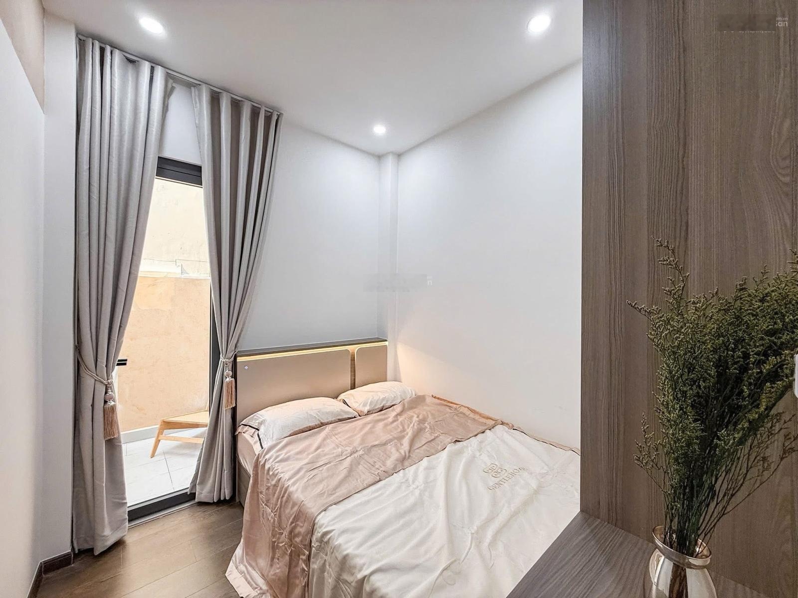 Thiên đường ẩm thực vạn kiếp, 3 tầng, giá chỉ 2.95 tỉ. 0787274413 dung