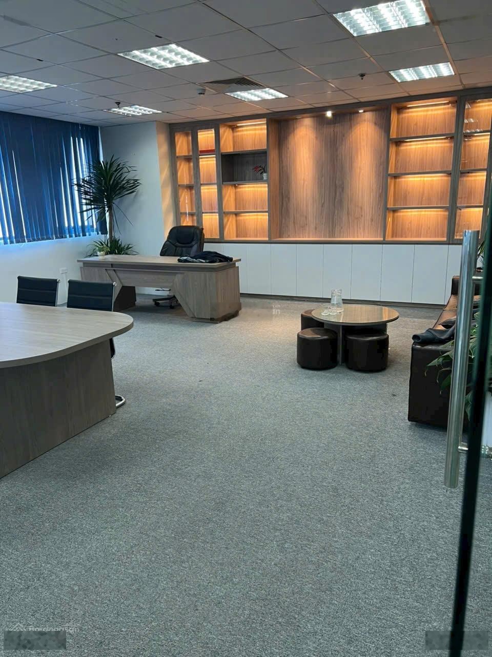 Cho thuê diện tích văn phòng đẹp tại Viwaseen Building 48 Tố Hữu, diện tích từ 100m2, 200m2, 600m2