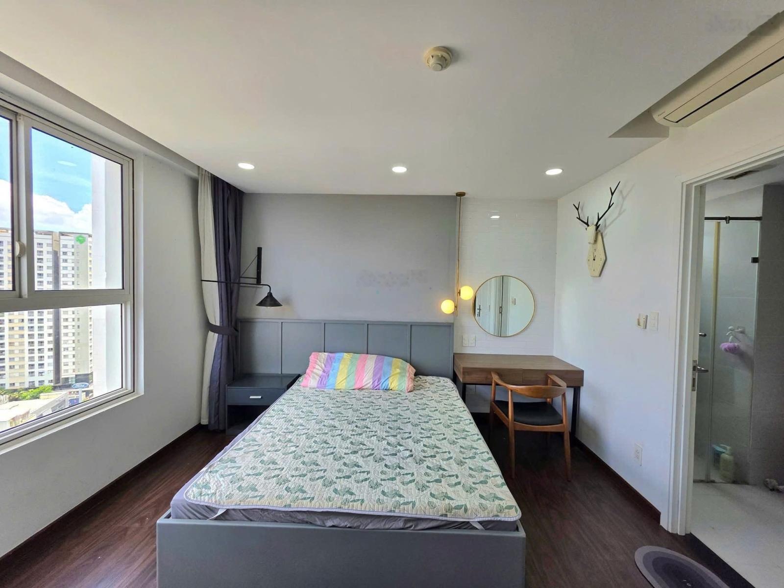 Cho thuê CC Garden Gate, 23 triệu VND, 116m2, 3PN, 2WC tại Hoàng Minh Giám, Q.PN, HCM