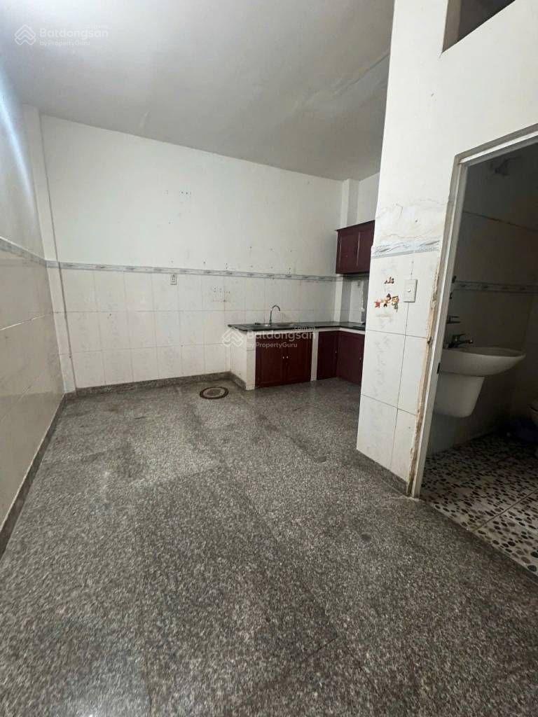 Bán nhà tây thạnh - gần aeon mall - đại học công thương - tt tân phú - 70m2 - 2 tầng - ô tô vào nhà