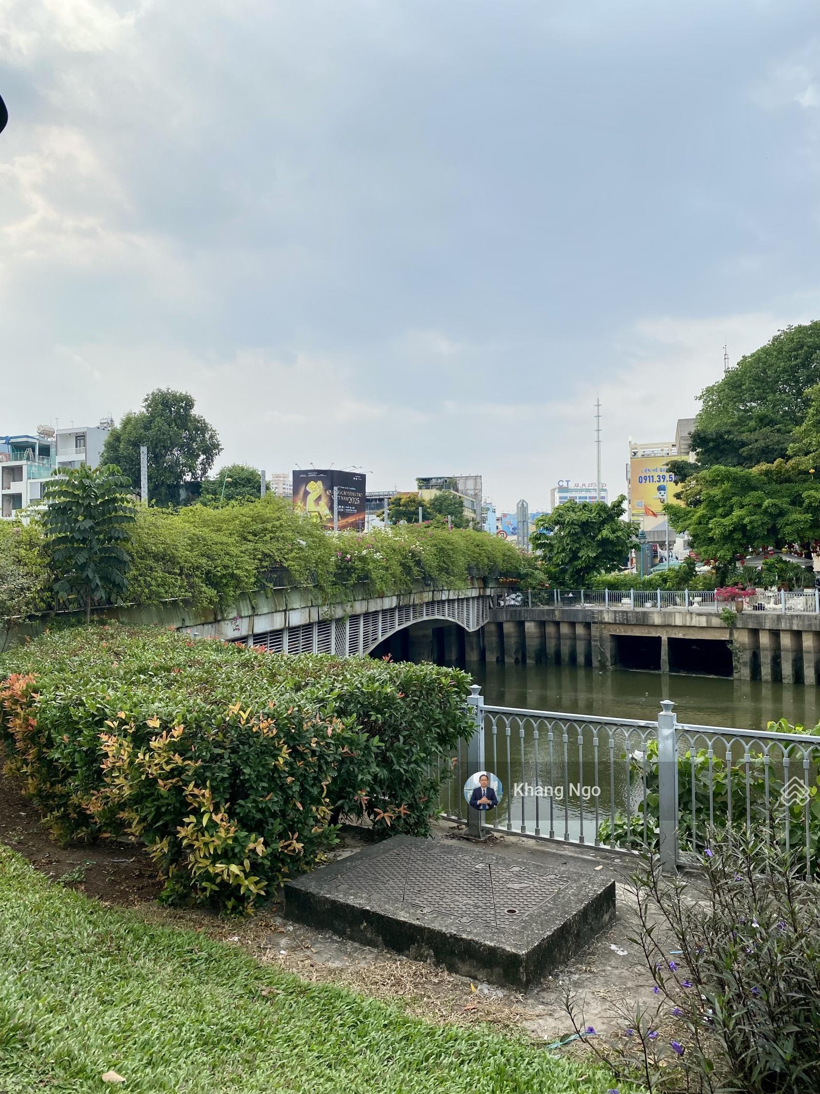 Bán nhà KhuVIP Trường Sa Quận 3, 33m2, 3 tầng 3PN 2WC NT đẹp - 6.05 tỷ