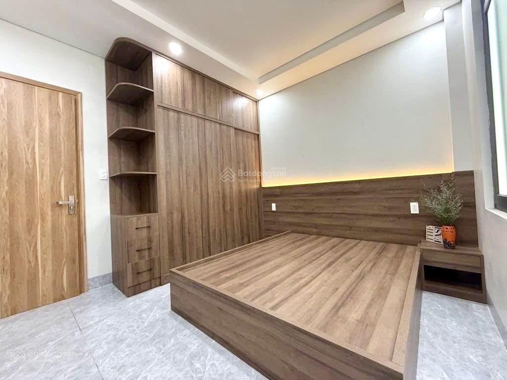 Nhà mới dt 48m2, trương phước phan, tặng full nội thất, nhỉnh 4tỷ