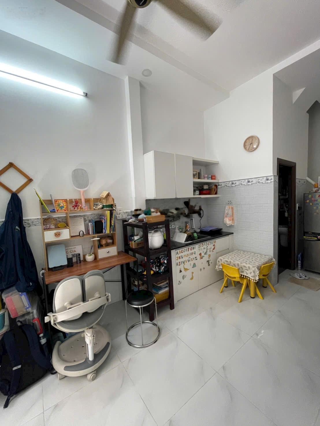 Nhà còn mới đẹp thích hợp cho vk ck mới cưới quận bình tân 2ty980 còn tl (nc) - nhà sát