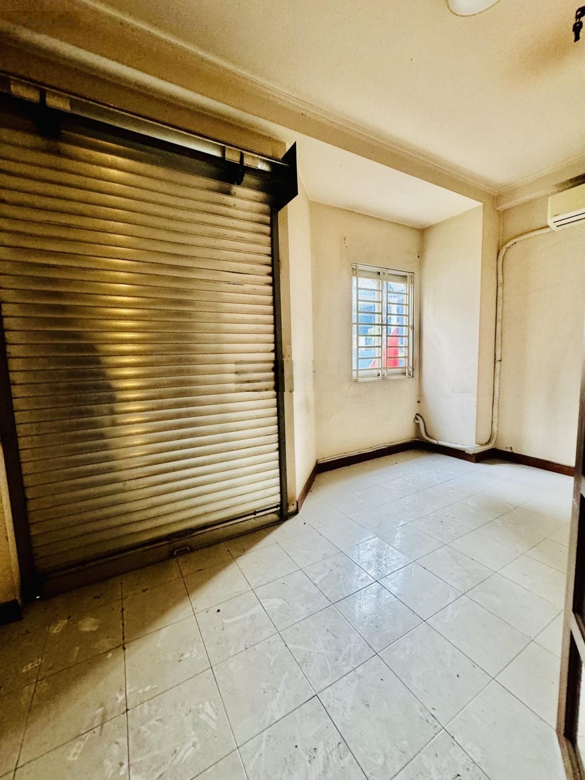 Quận 10 ] khu vip cách mặt tiền ba tháng hai vài bước ngang 4,5m nhà hiếm vuông vức kha