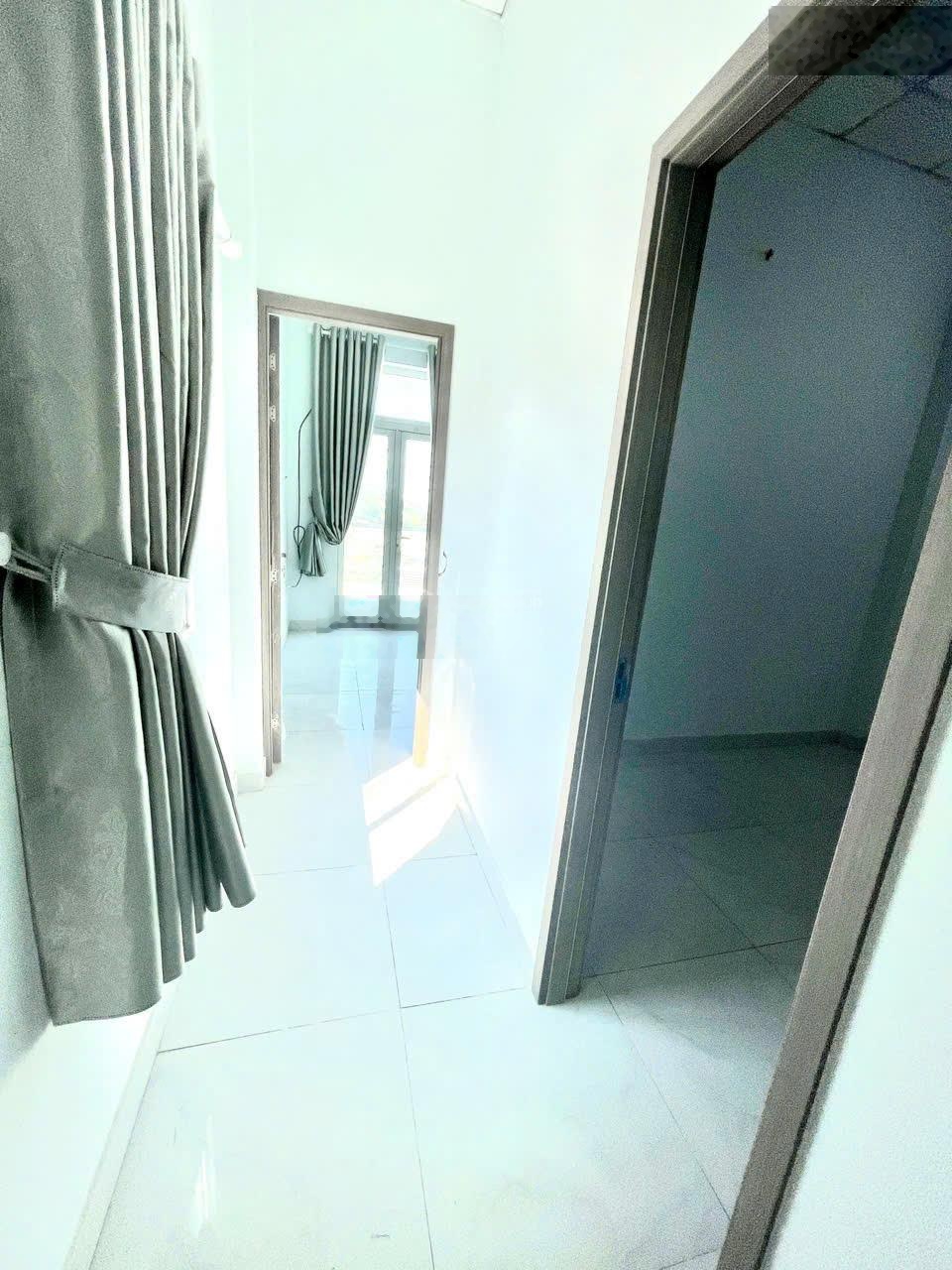 Bán nhà Phú Định Quận 8 - Nhà 1 trệt 2 lầu, 3PN - Giá 3.76 tỷ