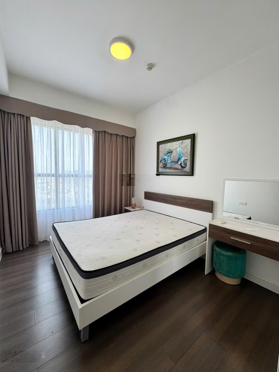 Hiếm, trống sẵn 2Pn view sông 56m2, nội thất đầy đủ, giá 15 triệu, tại The Sun Avenue