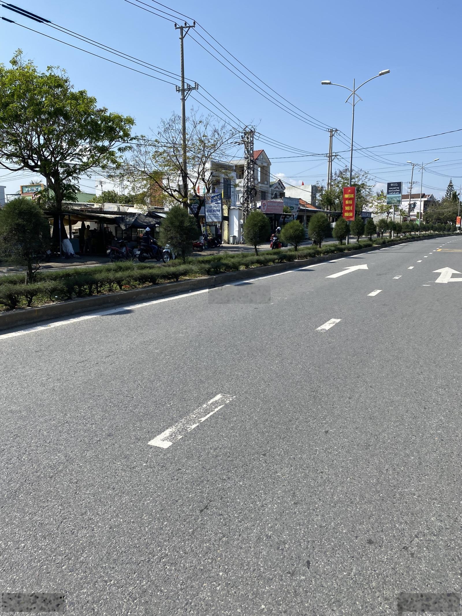 Mặt tiền Võ Nguyên Giáp & Lạc Long Quân