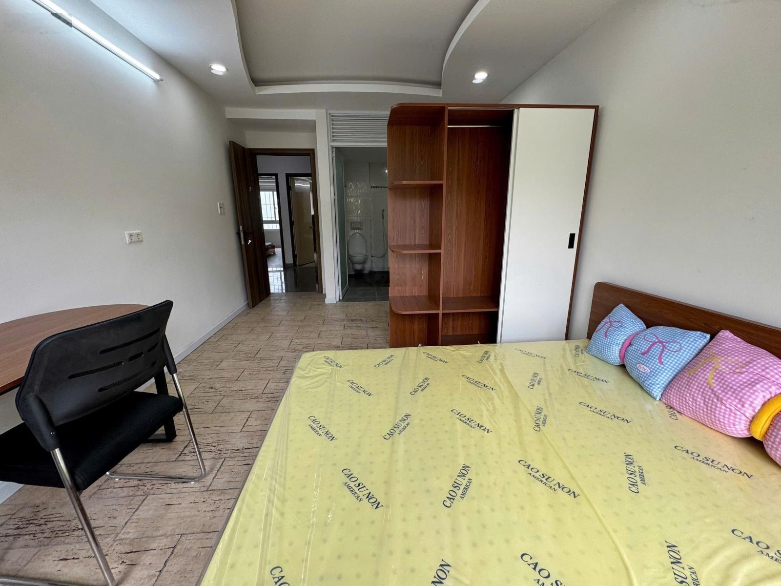 Cho thuê phòng quận 7, khu dân cư ven sông, đối diện trường RMIT, full nội thất