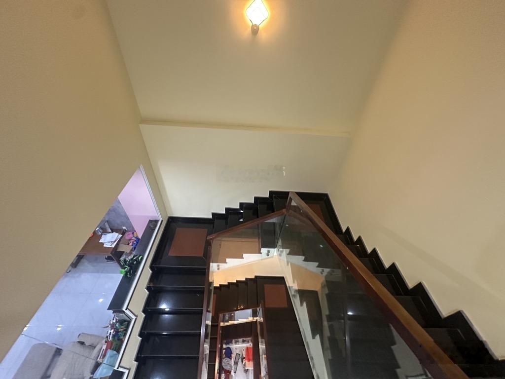 Bán nhà xây 5 tầng gần đường lương định của 21 tỷ