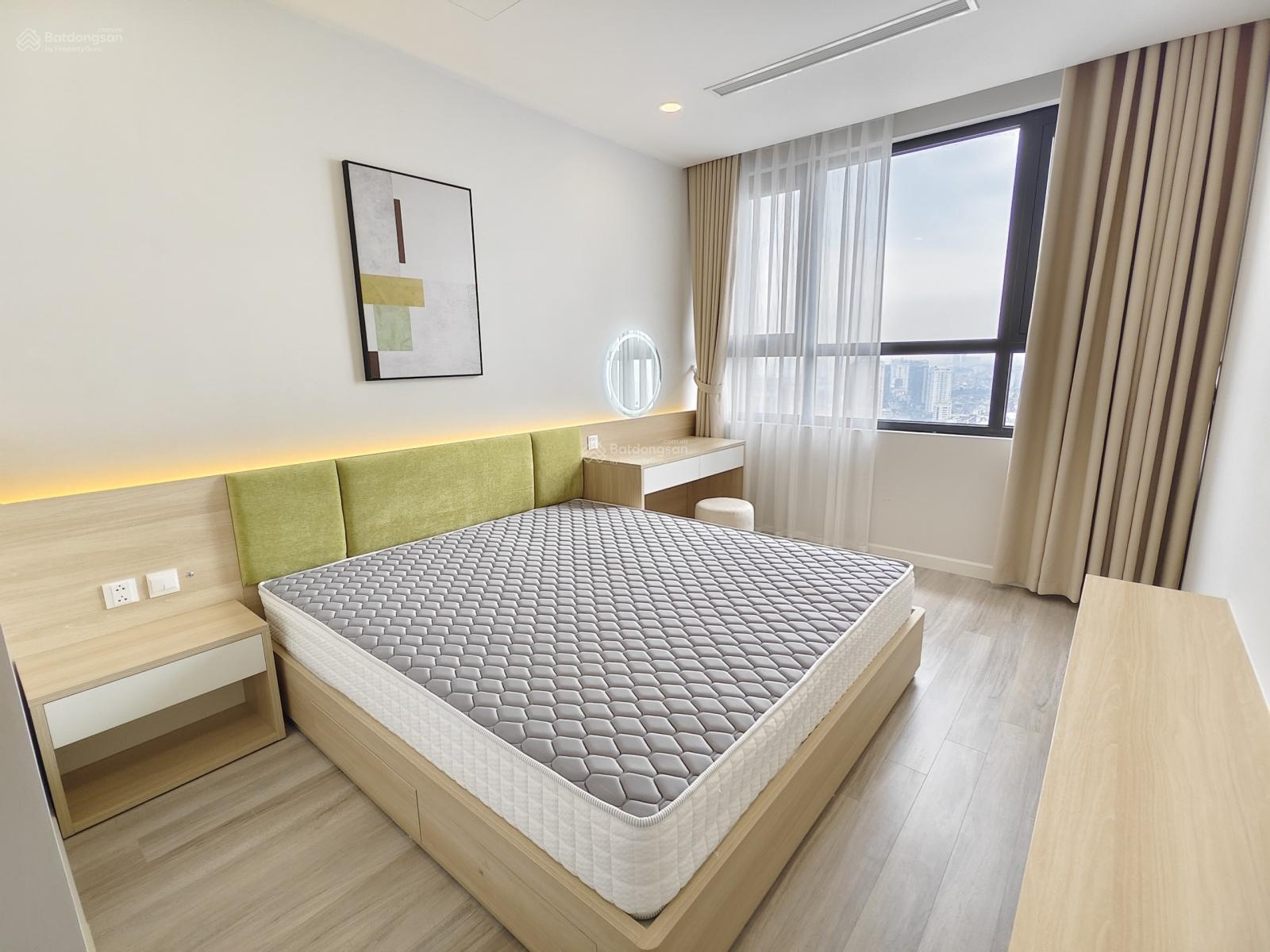 Cho thuê căn 104m2, 2 + 1PN, 2WC, full mới 1 tại BRG Diamond Lê Văn Lương, 28tr - 0899.,511,.866