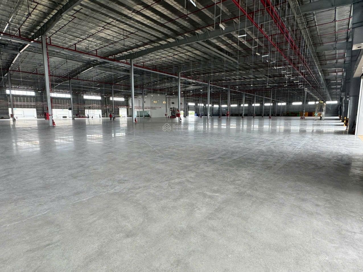 Cho thuê 1000m2, 2000m2, 2800m2, 5000m2, 7800m2 kho chuẩn logitics tại Liên Chiểu, Đà Nẵng