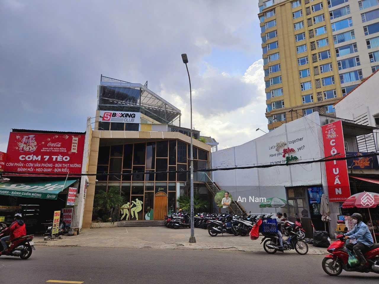 Chuyển nhượng gấp tài sản Điện Biên Phủ, Q. BT: (16x45m) CN: 500m2 CTXD: 2H 10T giá đầu tư 130tỷ