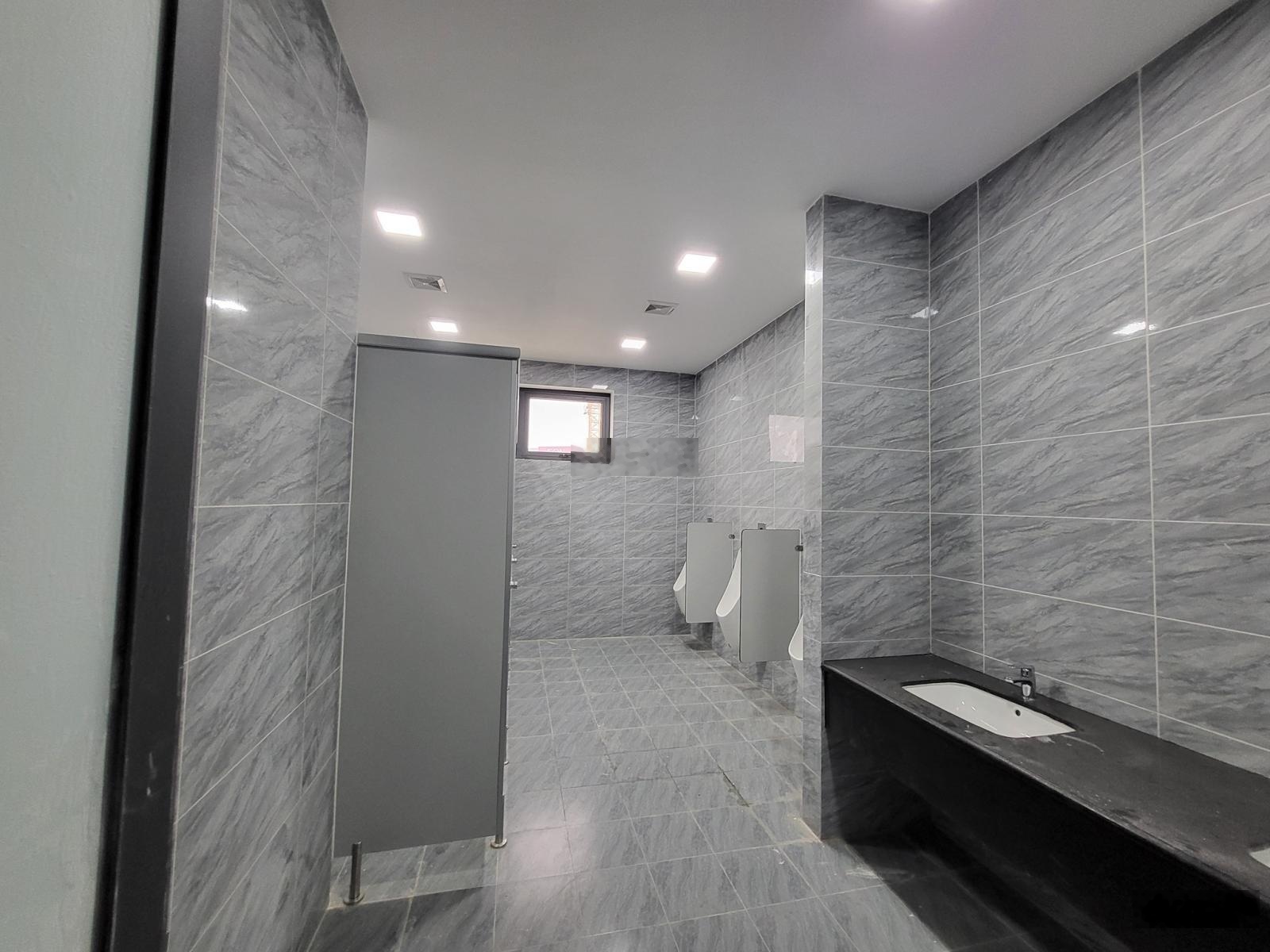 Cho thuê từ 100 - 675m2 tại tòa nhà văn phòng mới mặt đường Võ Nguyên Giáp, Lê Chân, Hải Phòng