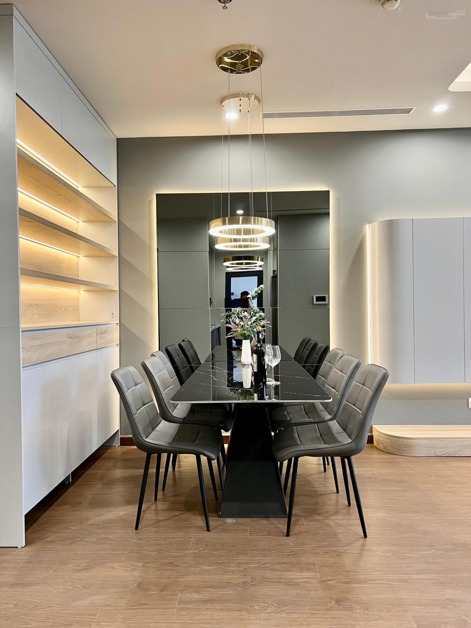 Cho thuê căn góc, 3PN, 130m2, full đồ tại Golden Park - 25tr. LH: 0899511866