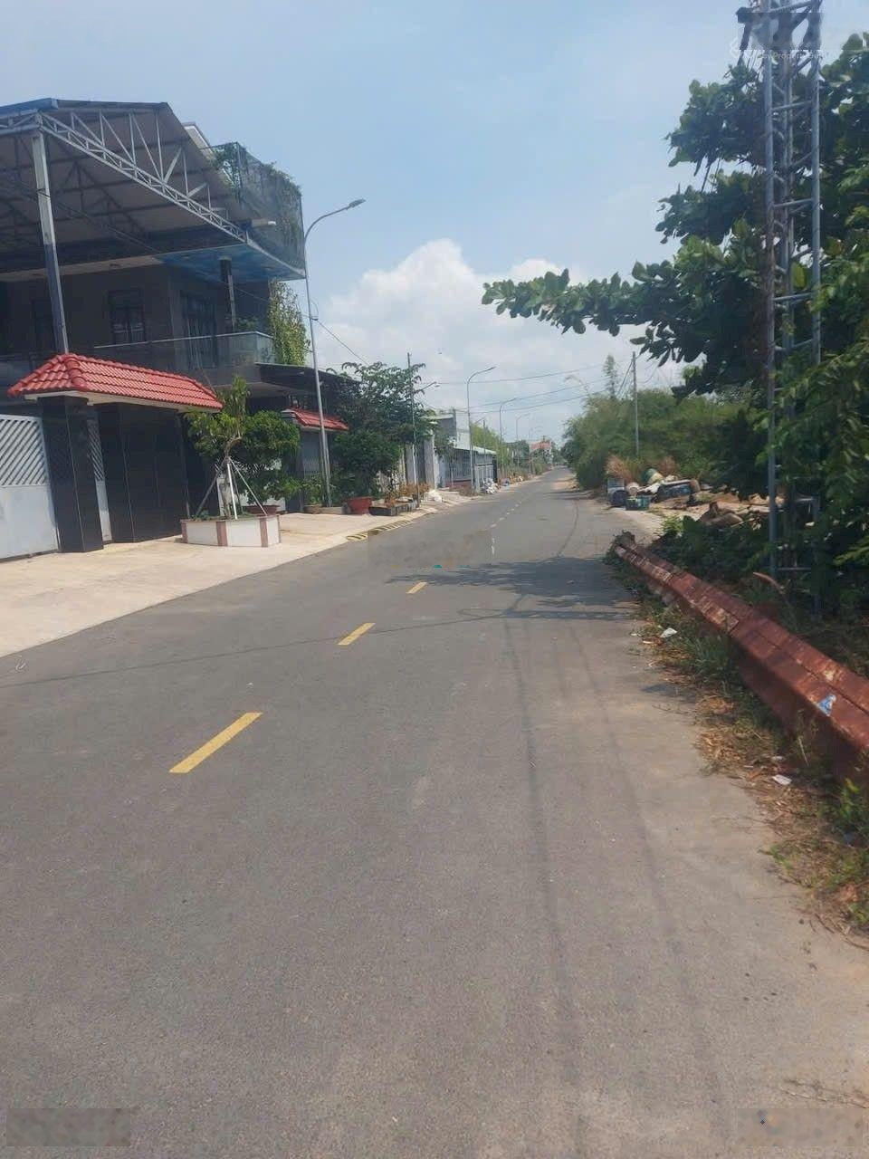 Cần bán nhanh đất Tam Phước 10,5m MT đường nhựa Tam Phước Long Điền (40 thổ cư) giá rất rẻ