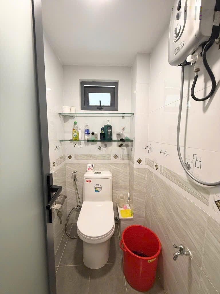 Nhà đẹp lung linh, full nội thất, sổ đẹp - Đề Thám - 18m2, 3tầng - nhỉnh 3tỷ