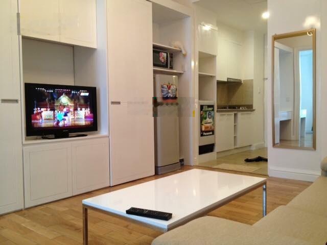 Cho thuê căn hộ The Manor, 1 phòng ngủ, nội thất cao cấp giá 11.5 triệu/tháng