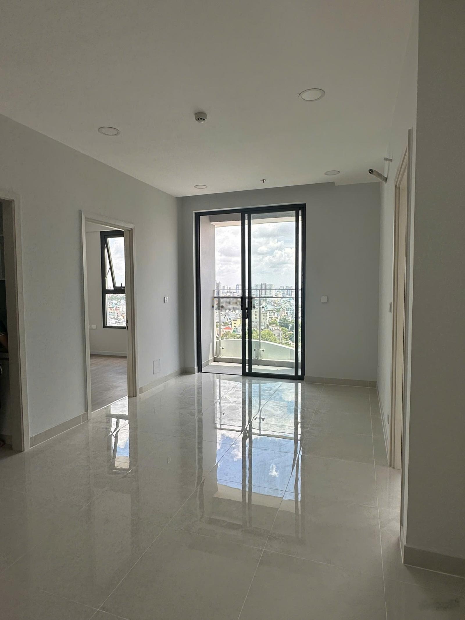 Căn hộ 2PN 70m2, 2PN - view Quận 1 mát mẻ, full máy lạnh, rèm, giàn phơi chỉ từ 13,9tr/tháng