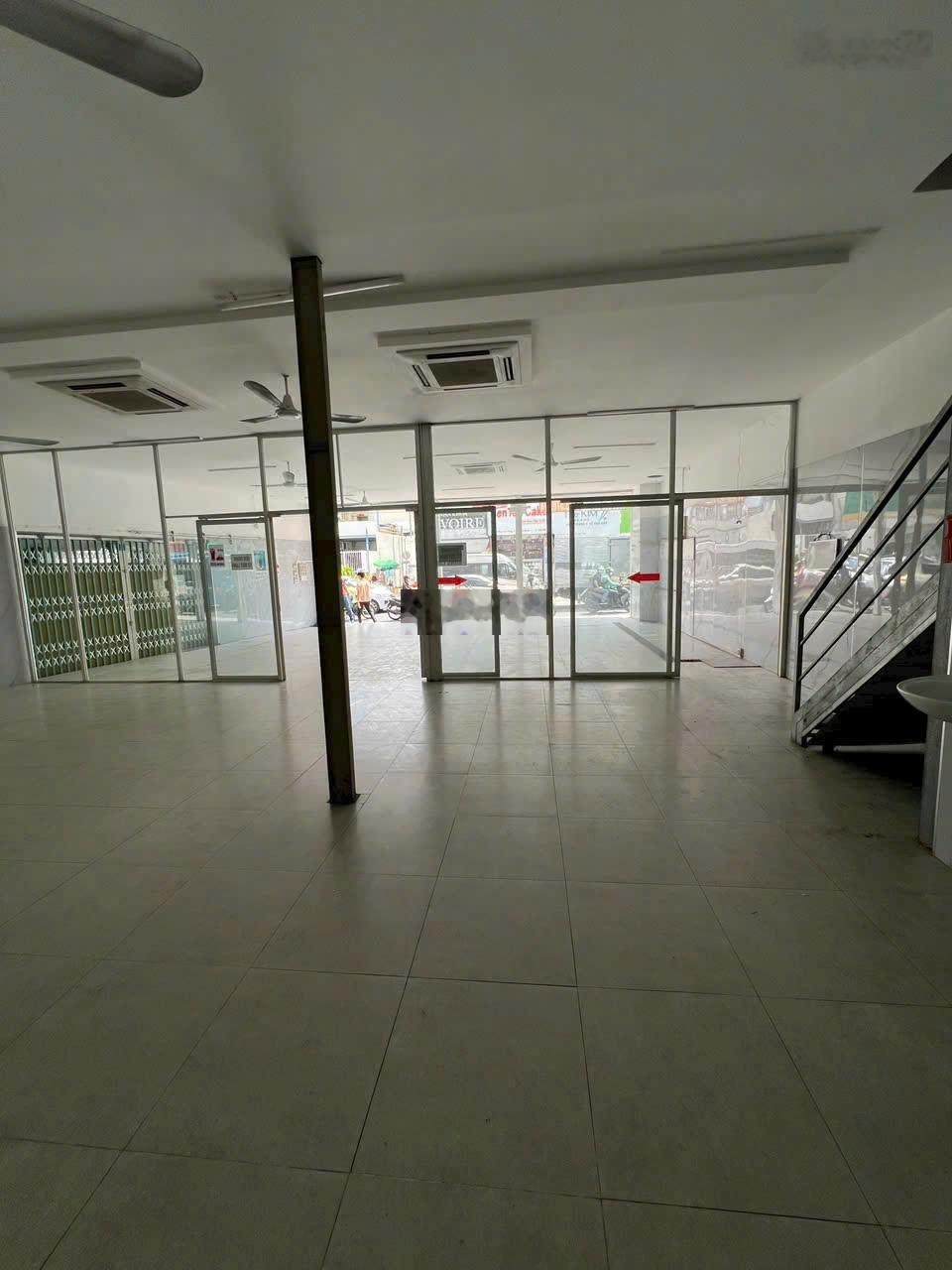 Cho thuê nhà mt phan đình phùng, p.1, quận phú nhuận diện tích 10x16m trệt 1 lửng giá 125tr