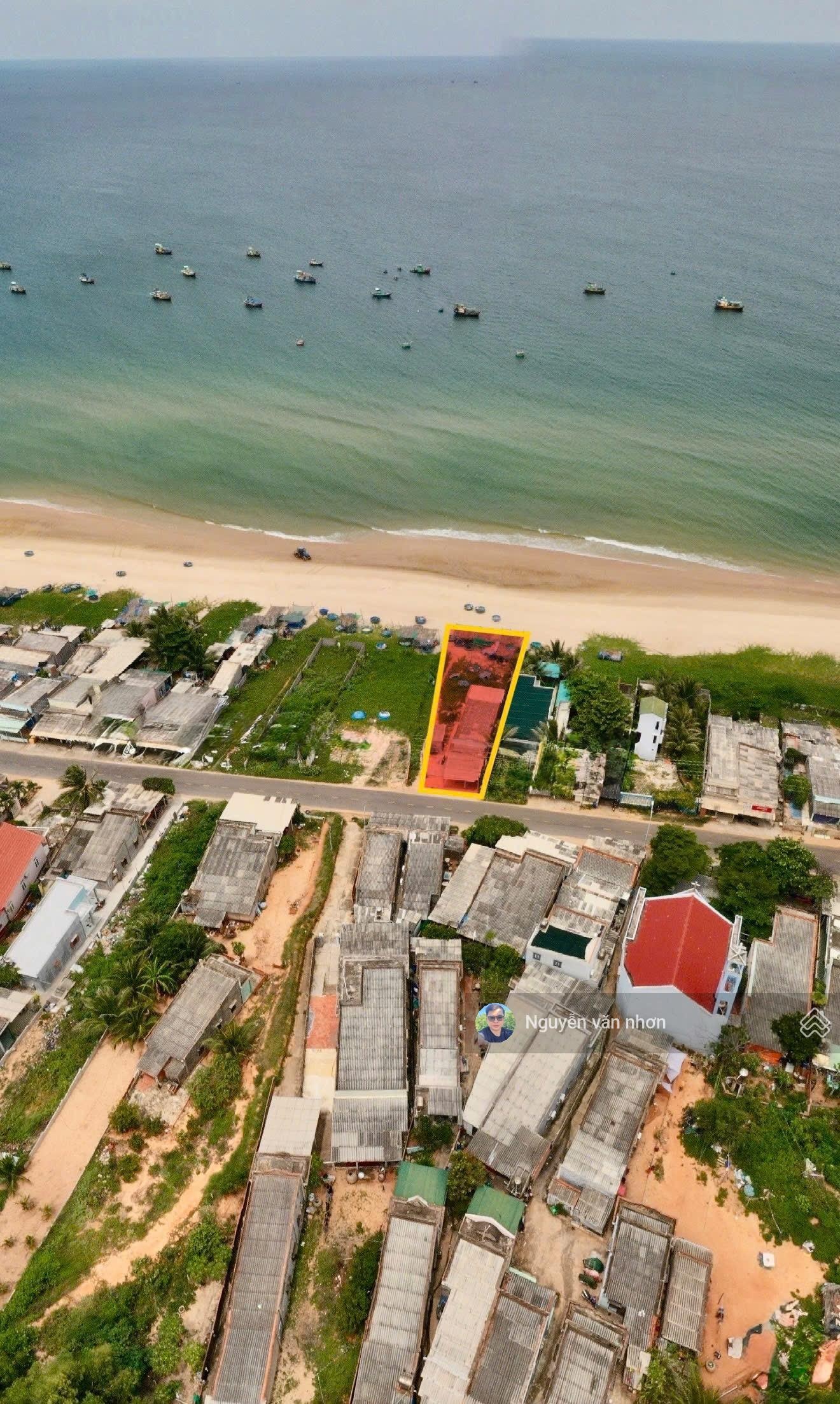 Người nhà cần bán nhà mặt biển Lạc Long Quân, Xã Tiến Thành