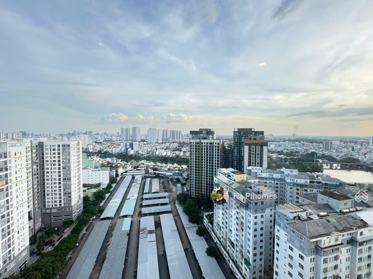 Duy nhứt 1 Căn hộ view thoáng tại Gold View 2PN2WC 80m2 NTCB nhà mới sửa, hiện trống sẵn