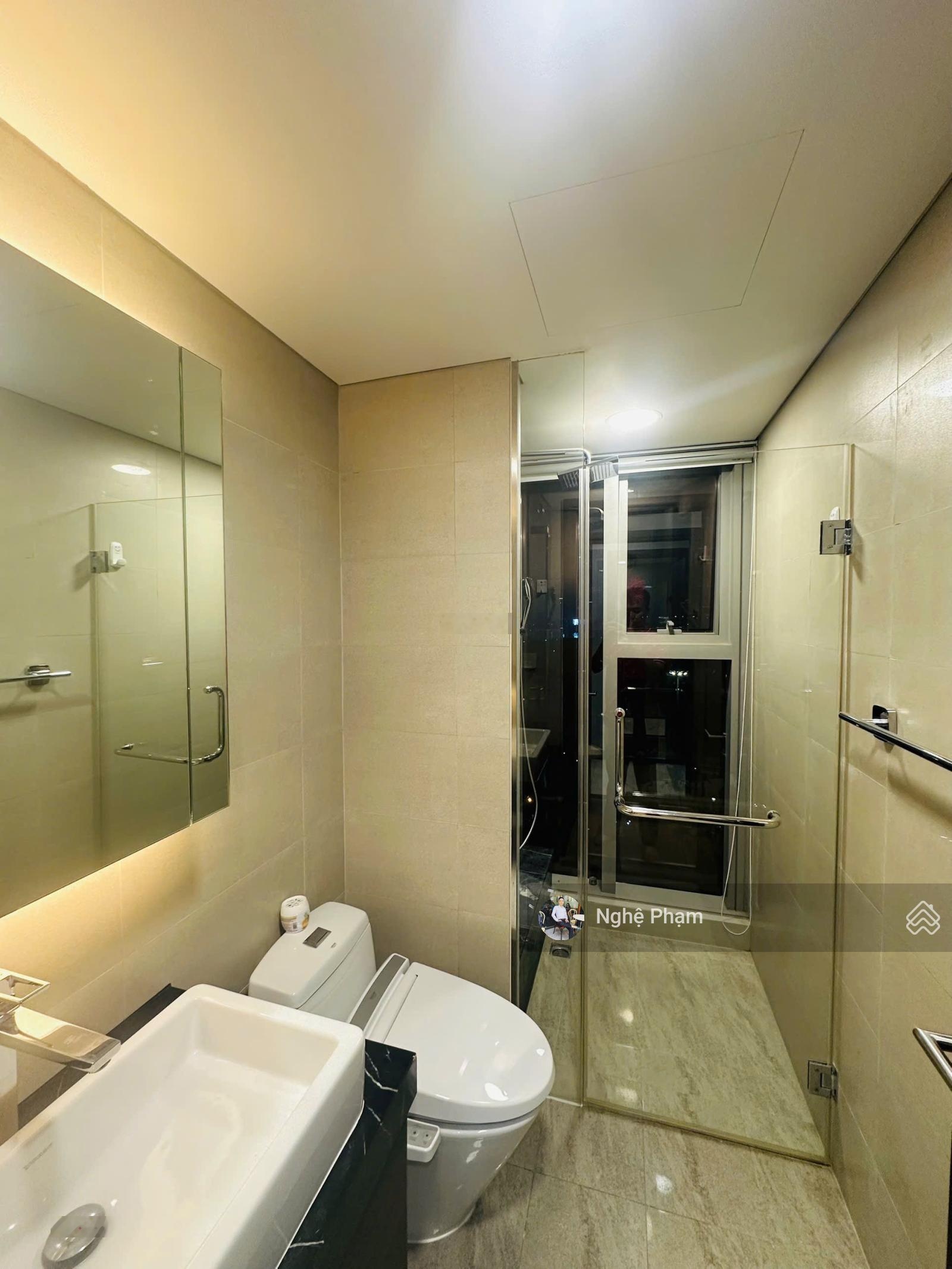 Cần bán căn hộ 2 phòng ngủ toà Tilia Empire City Thủ Thiêm. View sông, sẵn nội thất, đẹp. Giá tốt